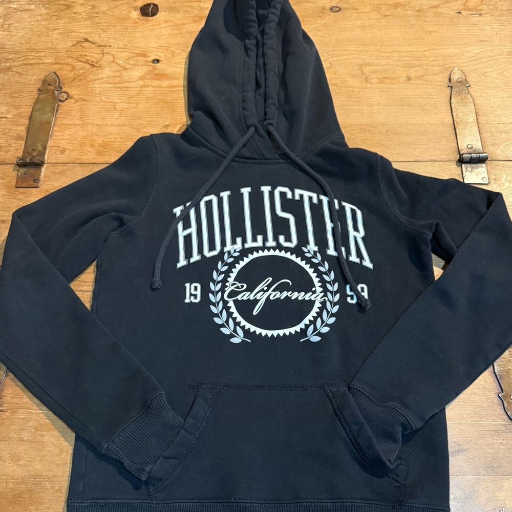 Hollister Black Hoodie with California Graphic size XS - Picture 2 of 5
